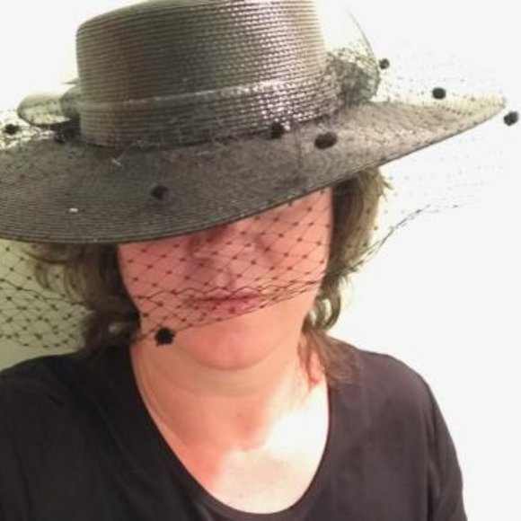 Black woven Kentucky Derby hat with flocked netting and black fascinator bow main image 5
